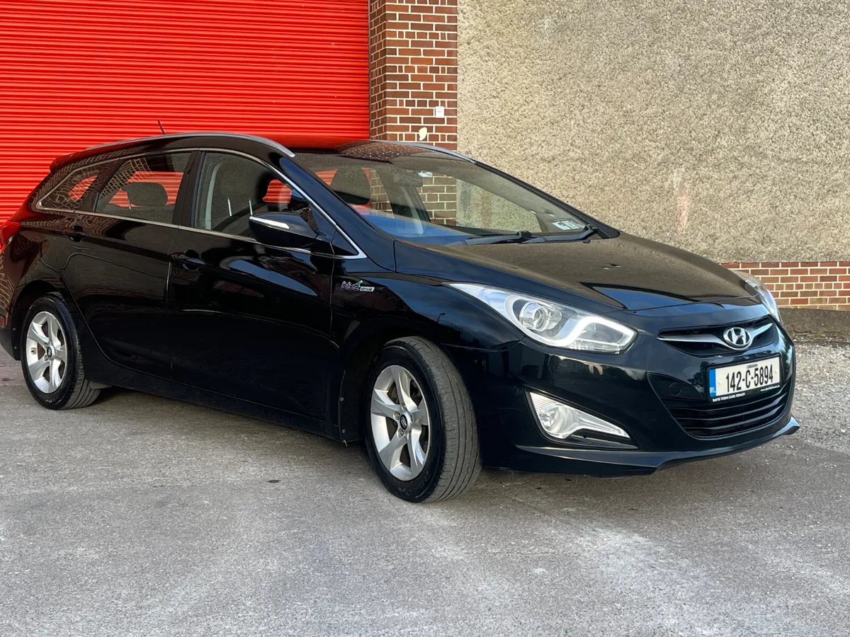 Hyundai i40 2014 *NEW NCT LOW MILEAGE - Image 1