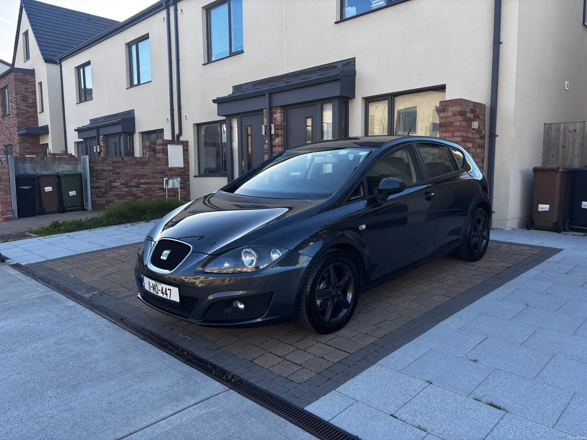 Car - Image 1