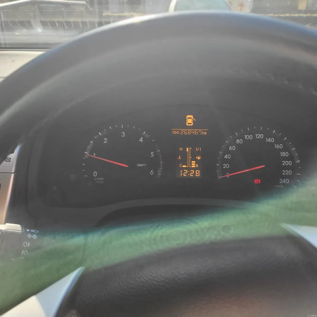 Toyota Avensis - Image 1