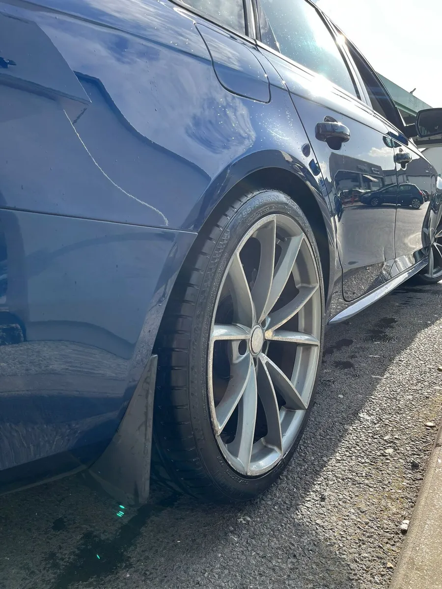Audi A4 2.0TDI 2013 - Image 3