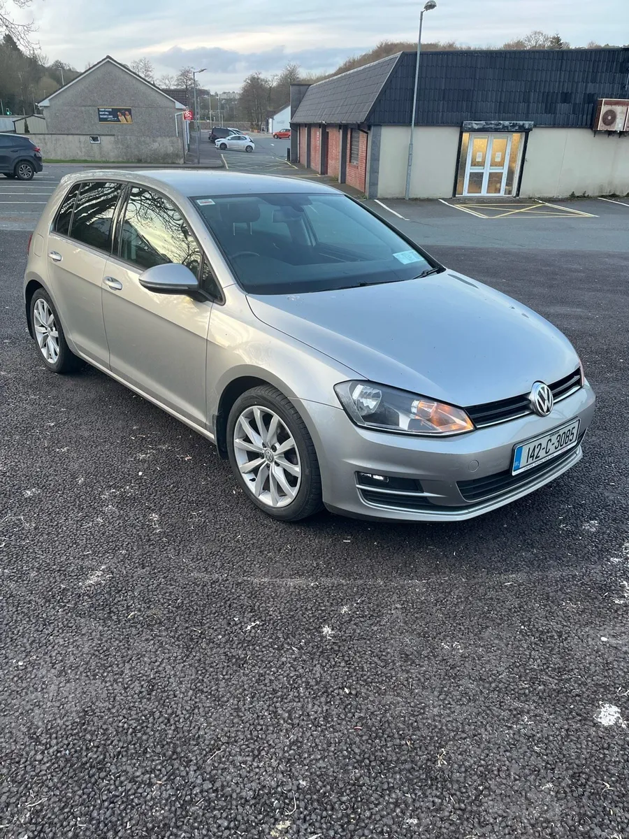 Volkswagen Golf Highline - Image 1