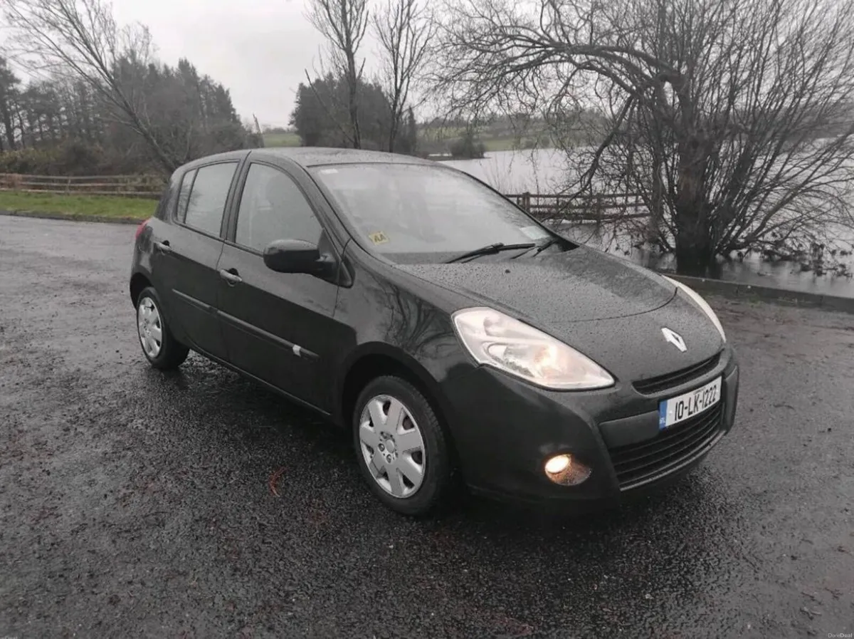 2010 Renault Clio - Image 1