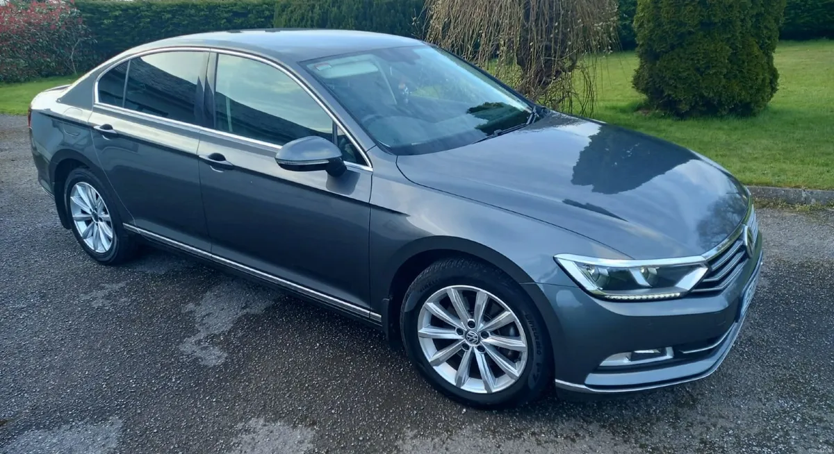 Volkswagen Passat 2015 - Image 1