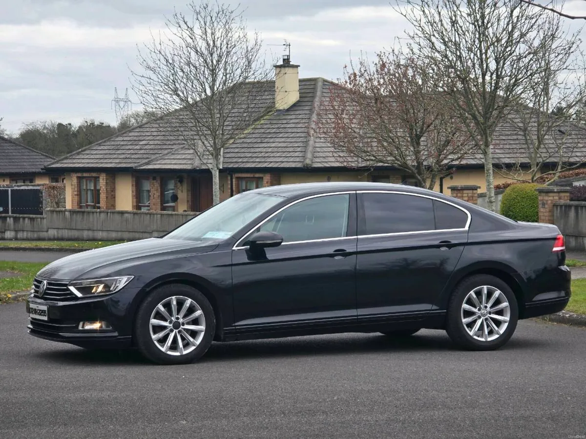 Automatic Volkswagen   Passat 
New NCT 11/27 - Image 3