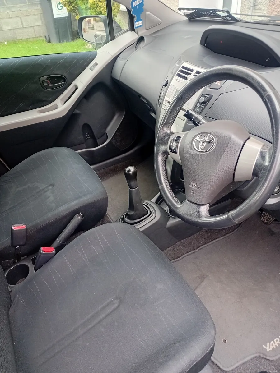 Toyota Yaris 2007 NCT 09/26 TAX 05/26 1550 euros - Image 2