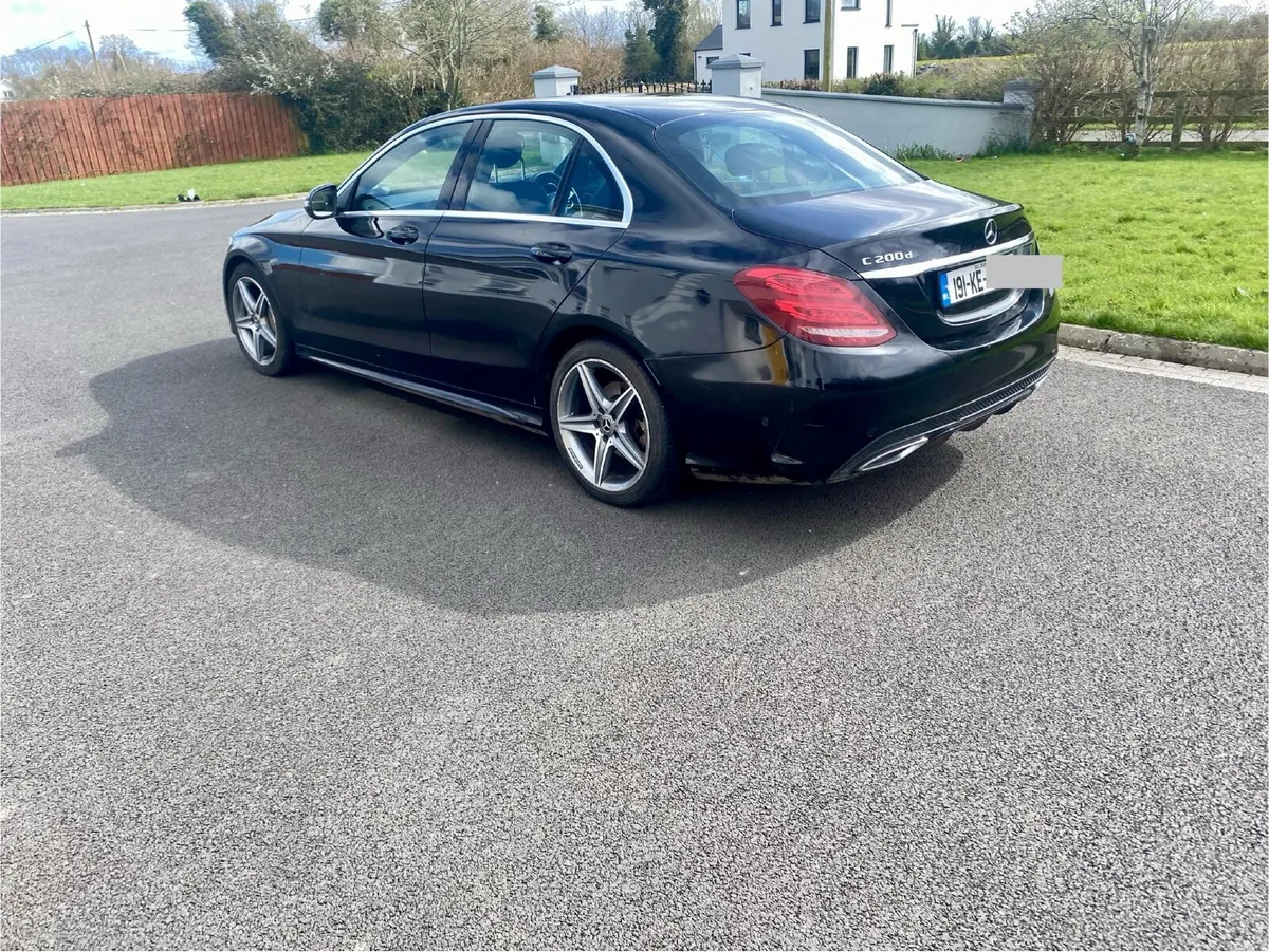 Mercedes-Benz C-Class AMG 2019 - Image 3