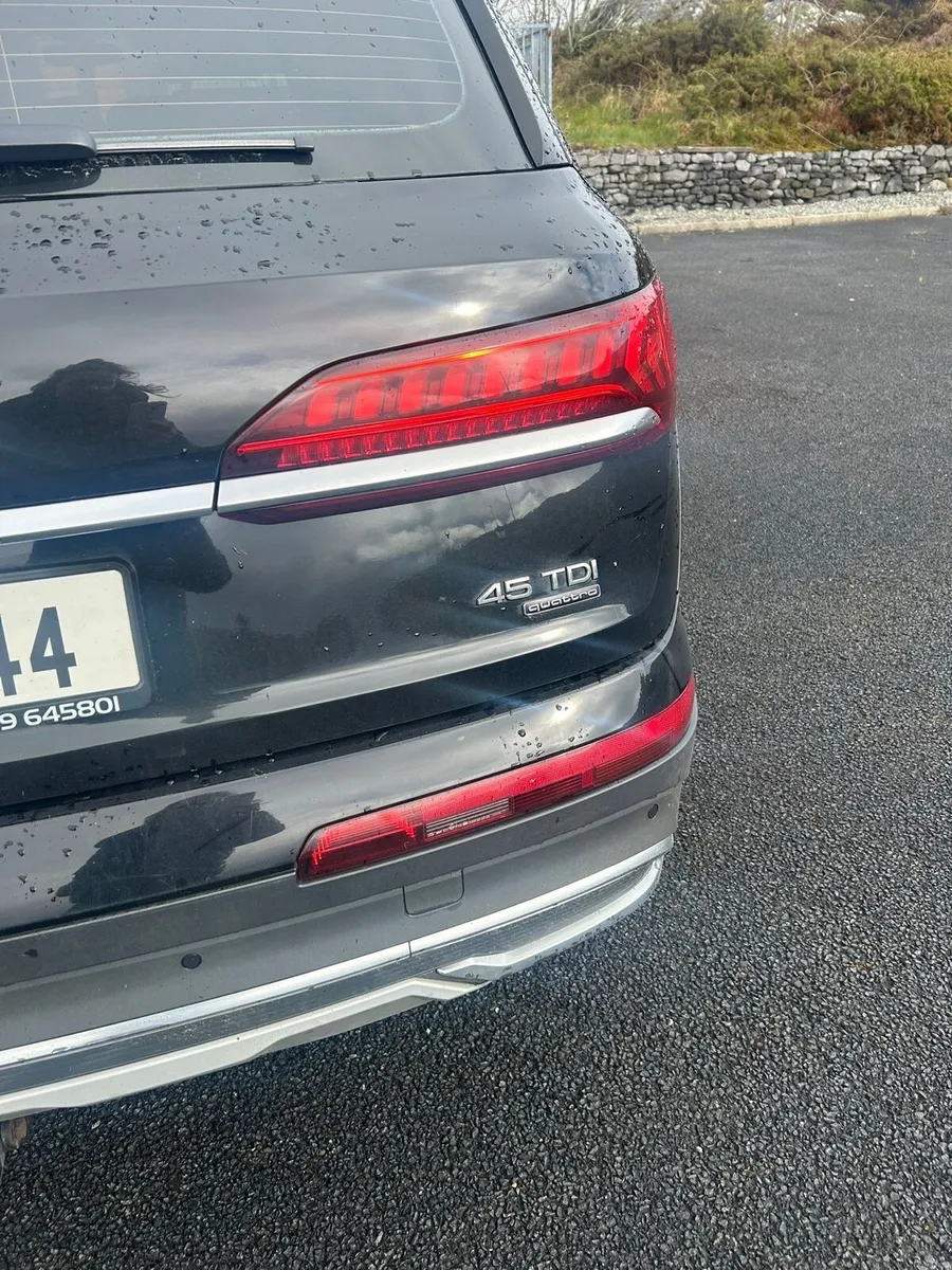 Audi Q7 - Image 4