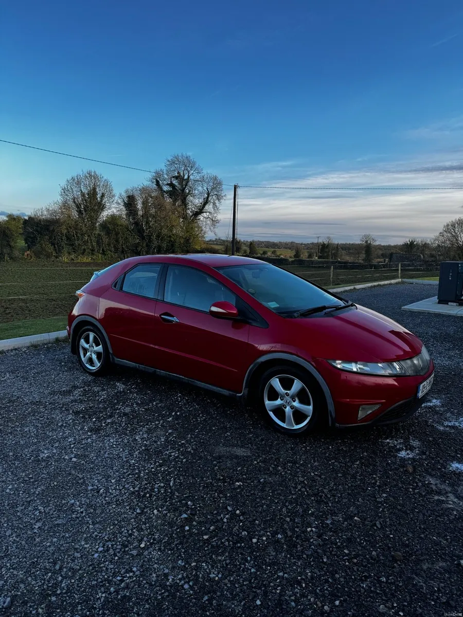 Honda civic - Image 2