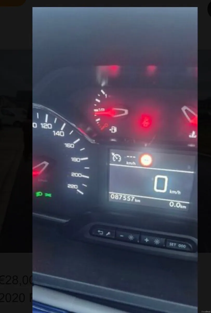 Taxi or private use WAV 7 seaters for sale - Image 2