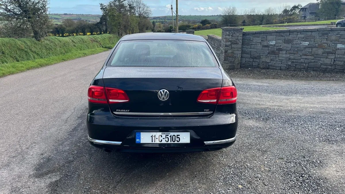 Volkswagen Passat 1.6 TDI *NCT’D AND TAX’D* - Image 4