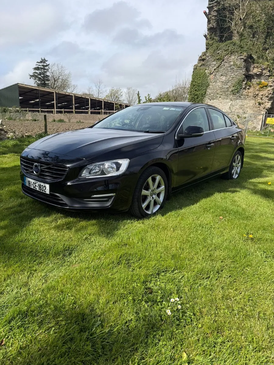 Volvo S60 2016 - Image 2