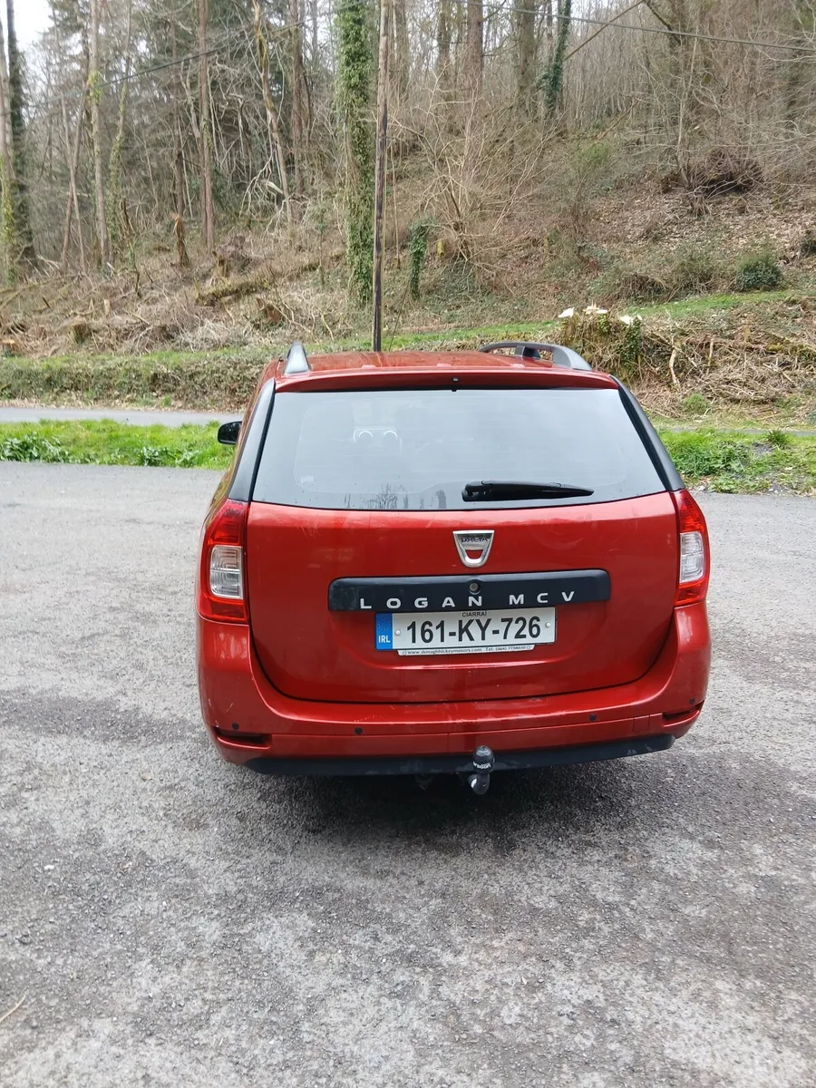 Dacia Logan 2016, 138,800 km, with tow bar - Image 3