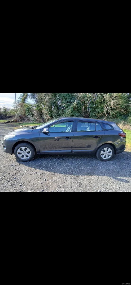2010 RENAULT MEGANE - 1 years NCT - Image 1