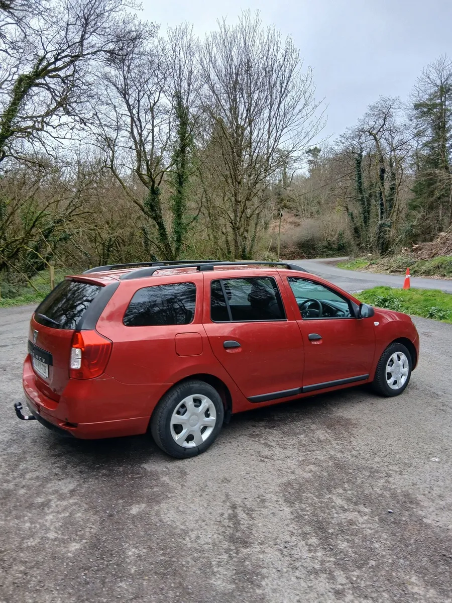 Dacia Logan 2016, 138,800 km, with tow bar - Image 4