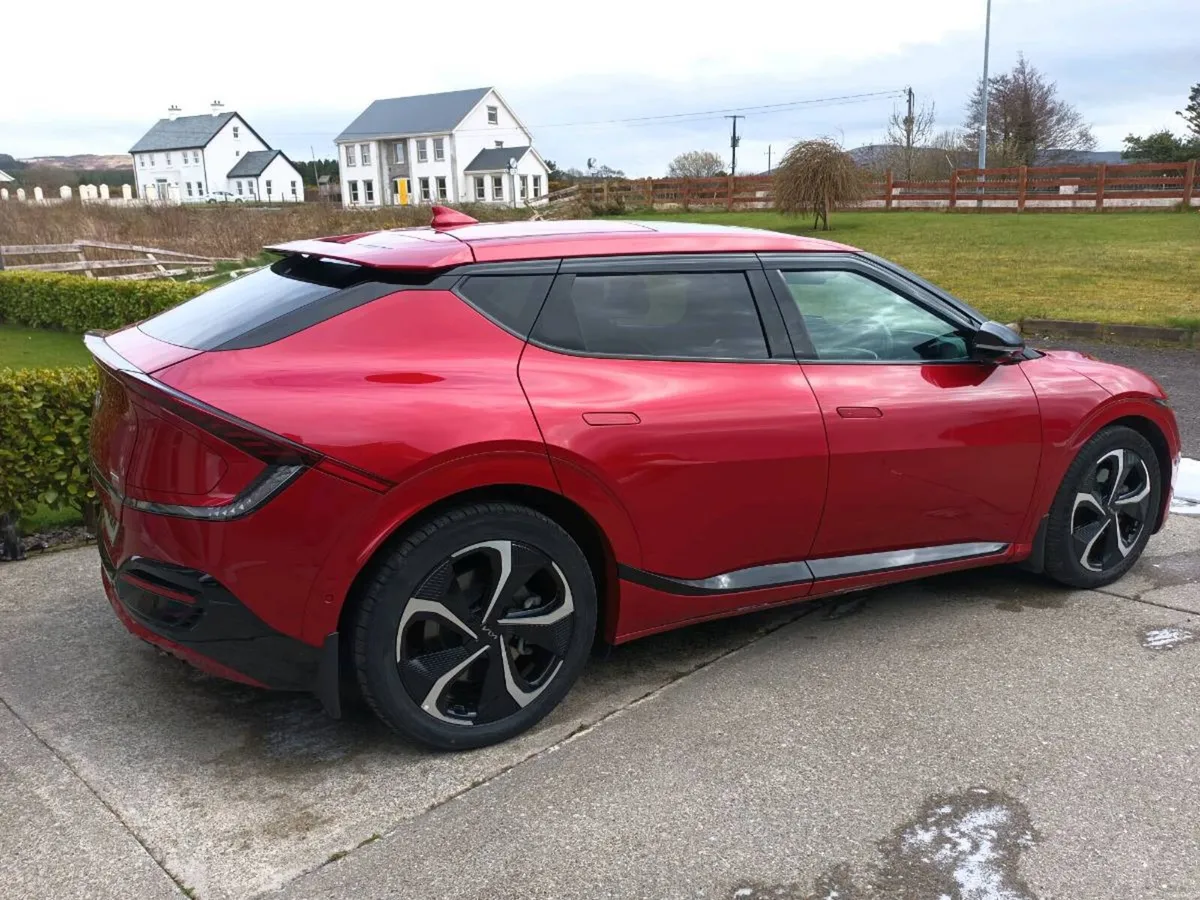 EV6 GT LINE S - Image 2