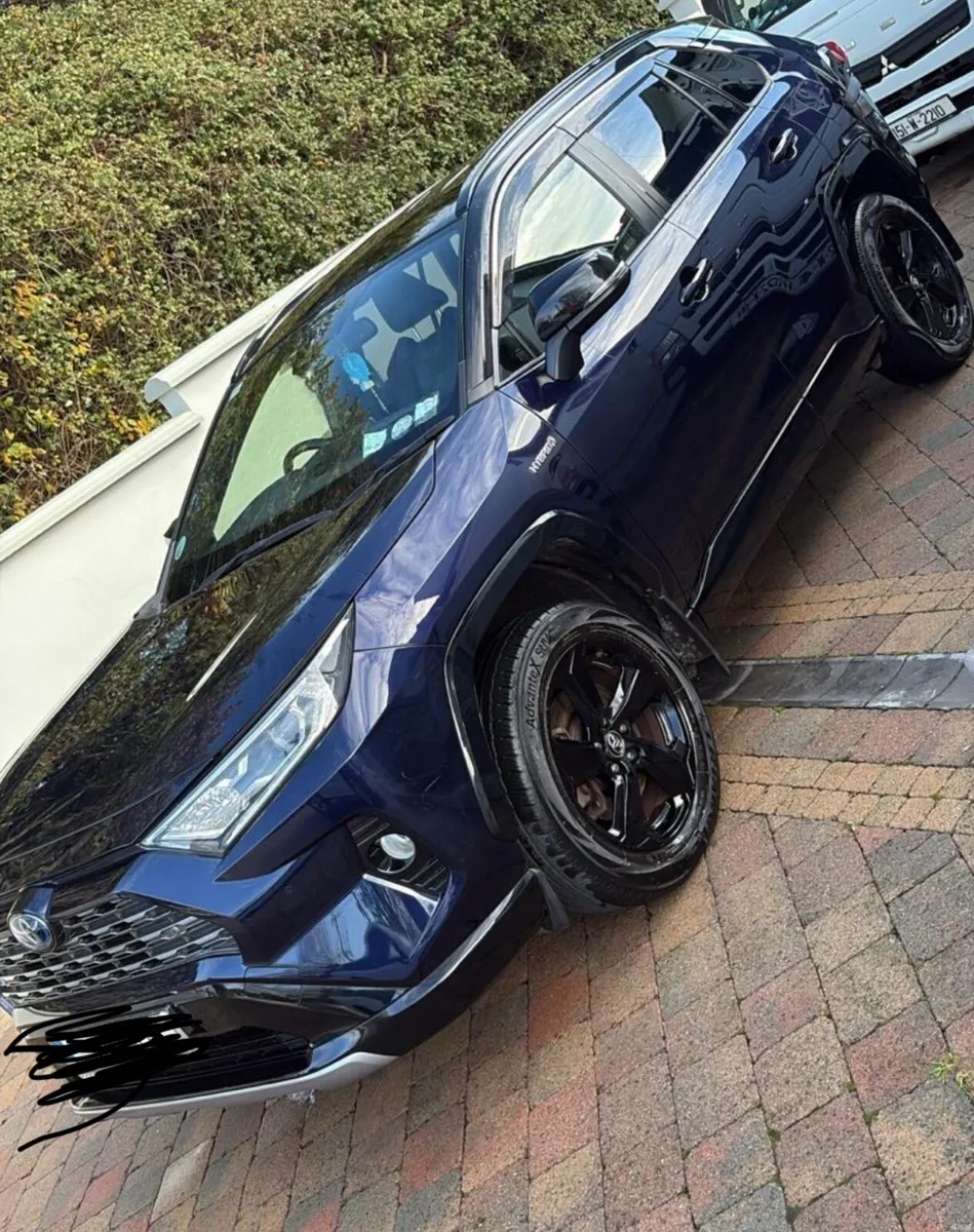 Toyota rav 4 - Image 3