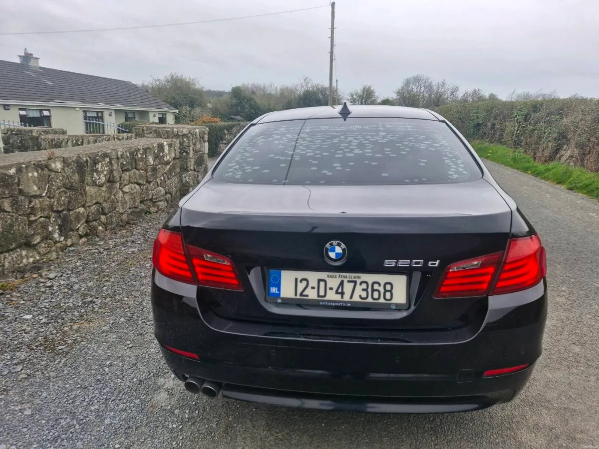 12 BMW 520 D - Image 3