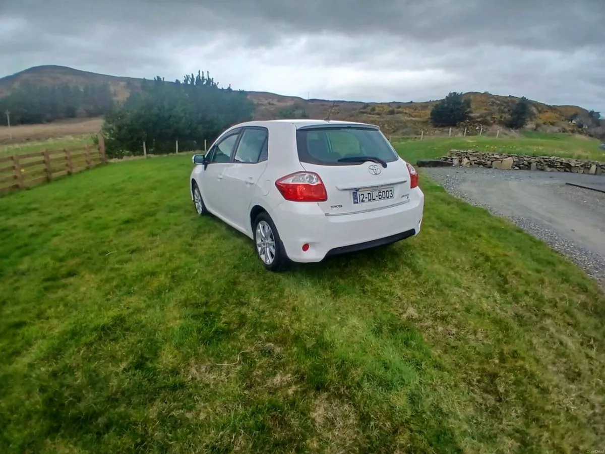 Toyota Auris - Image 3