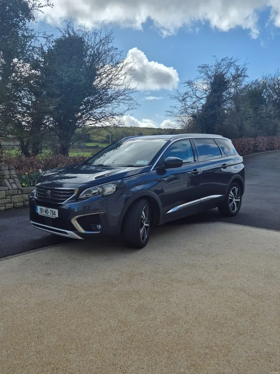 Peugeot 5008 2019 - Image 1