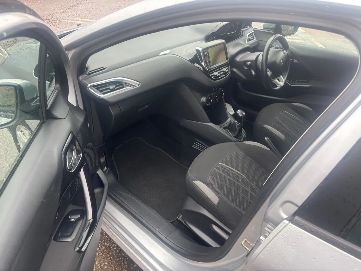 Peugeot 208 2014 1.0 Petrol Low Mileage - Image 5