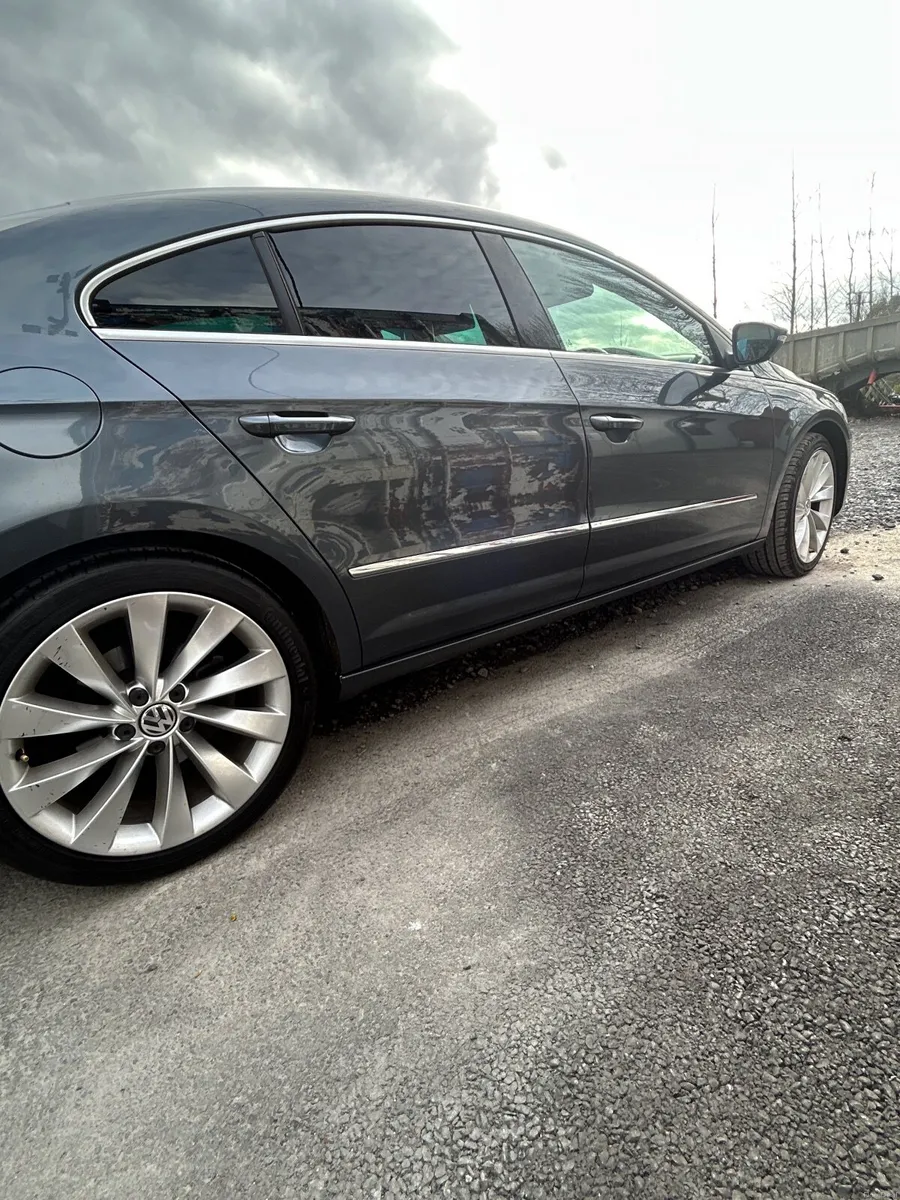 Volkswagen CC 2013 - Image 1