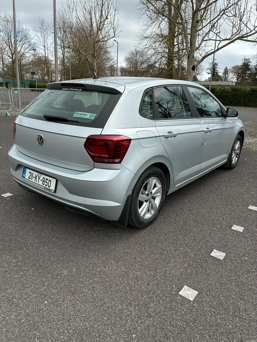 Volkswagen polo - Image 3