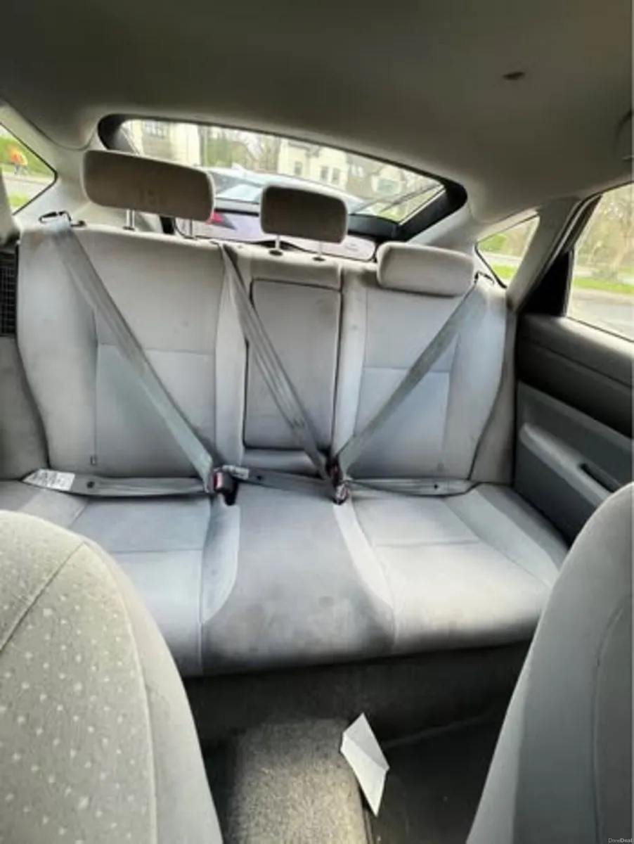 Toyota Prius 2004 - Image 3