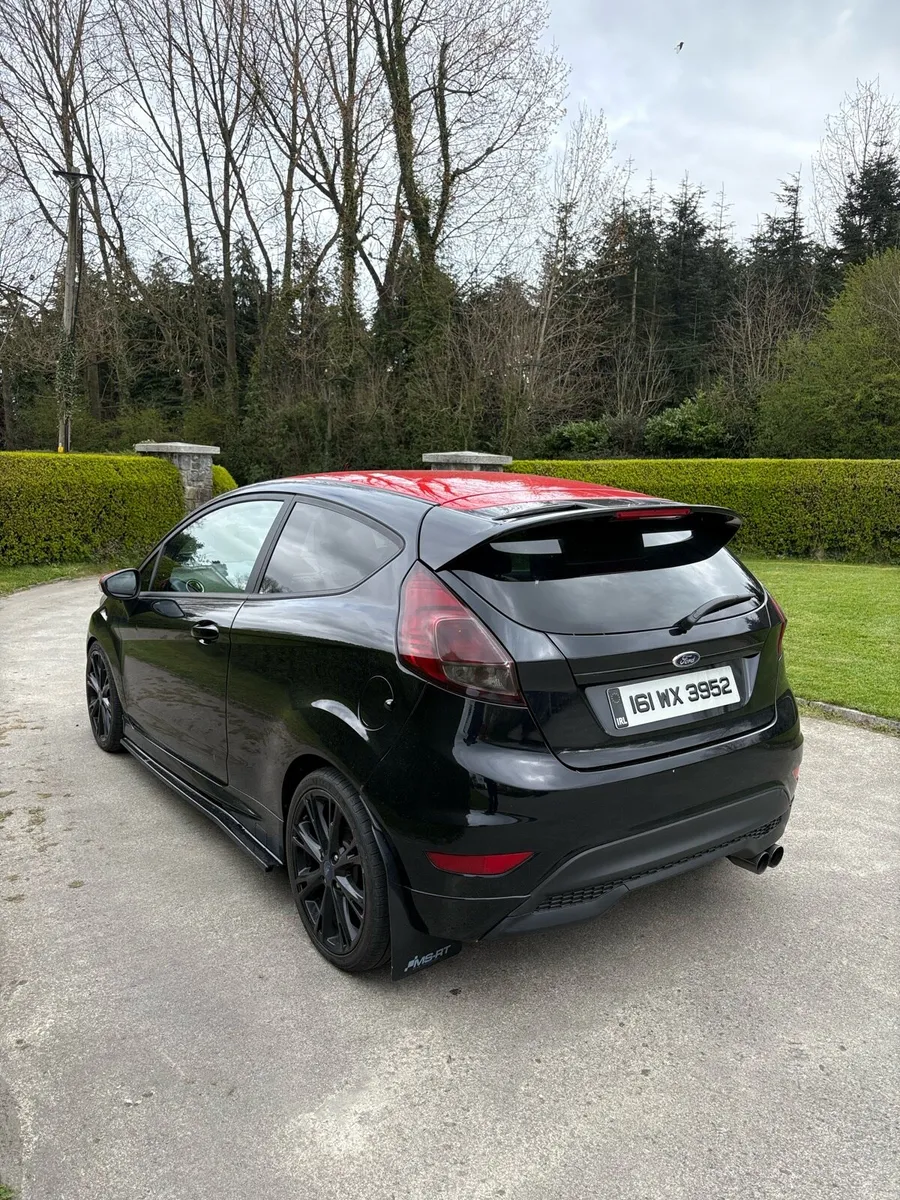 2016 Ford Fiesta - Image 4