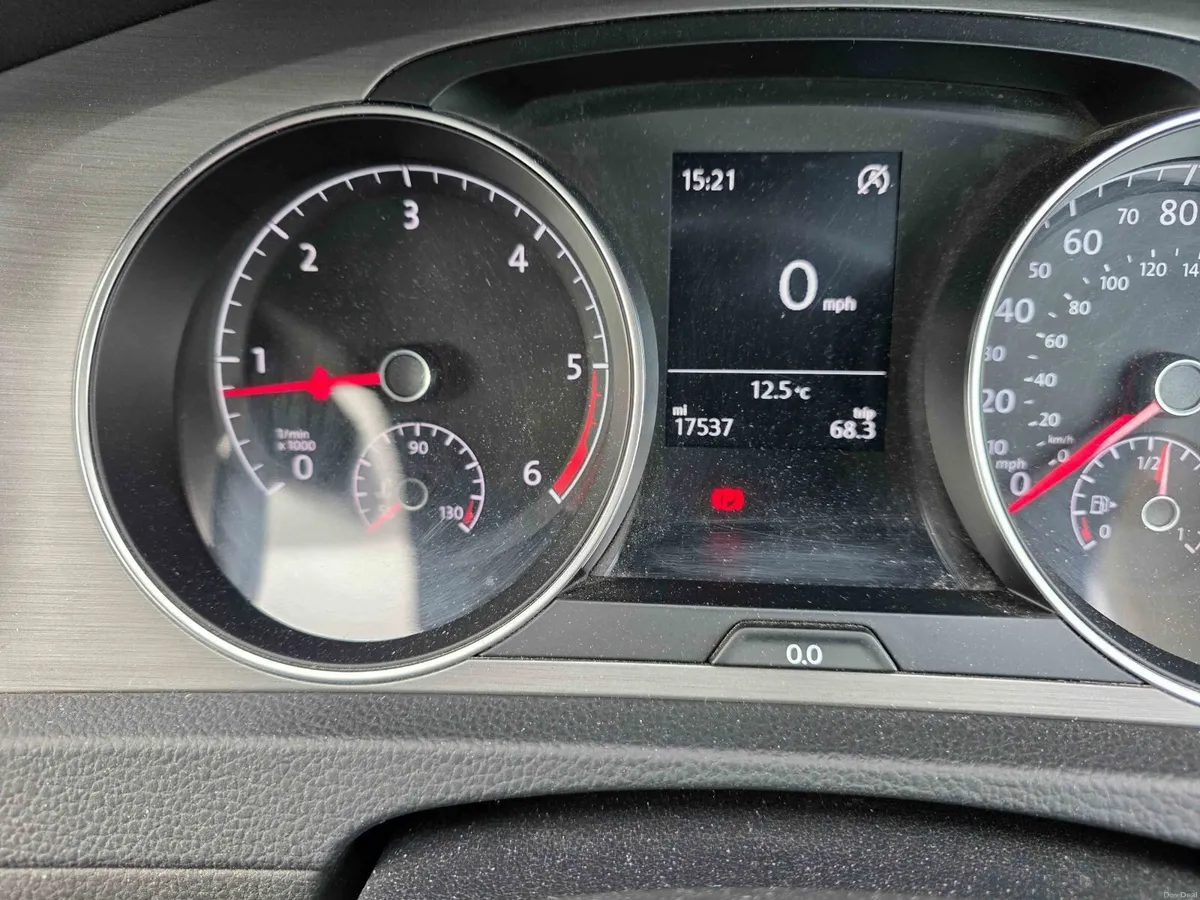 Volkswagen Golf 2015 - Image 2