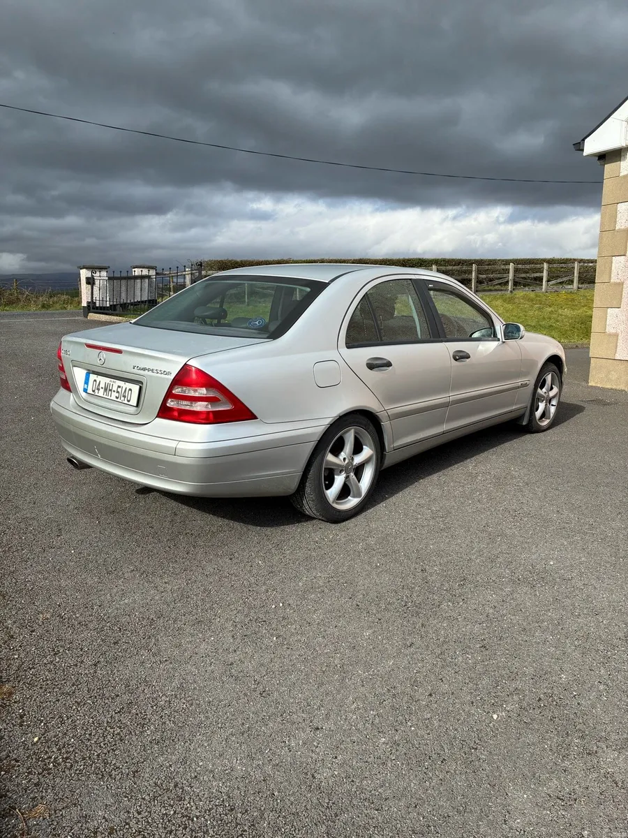 Mercedes Benz C180 Kompressor - Image 2