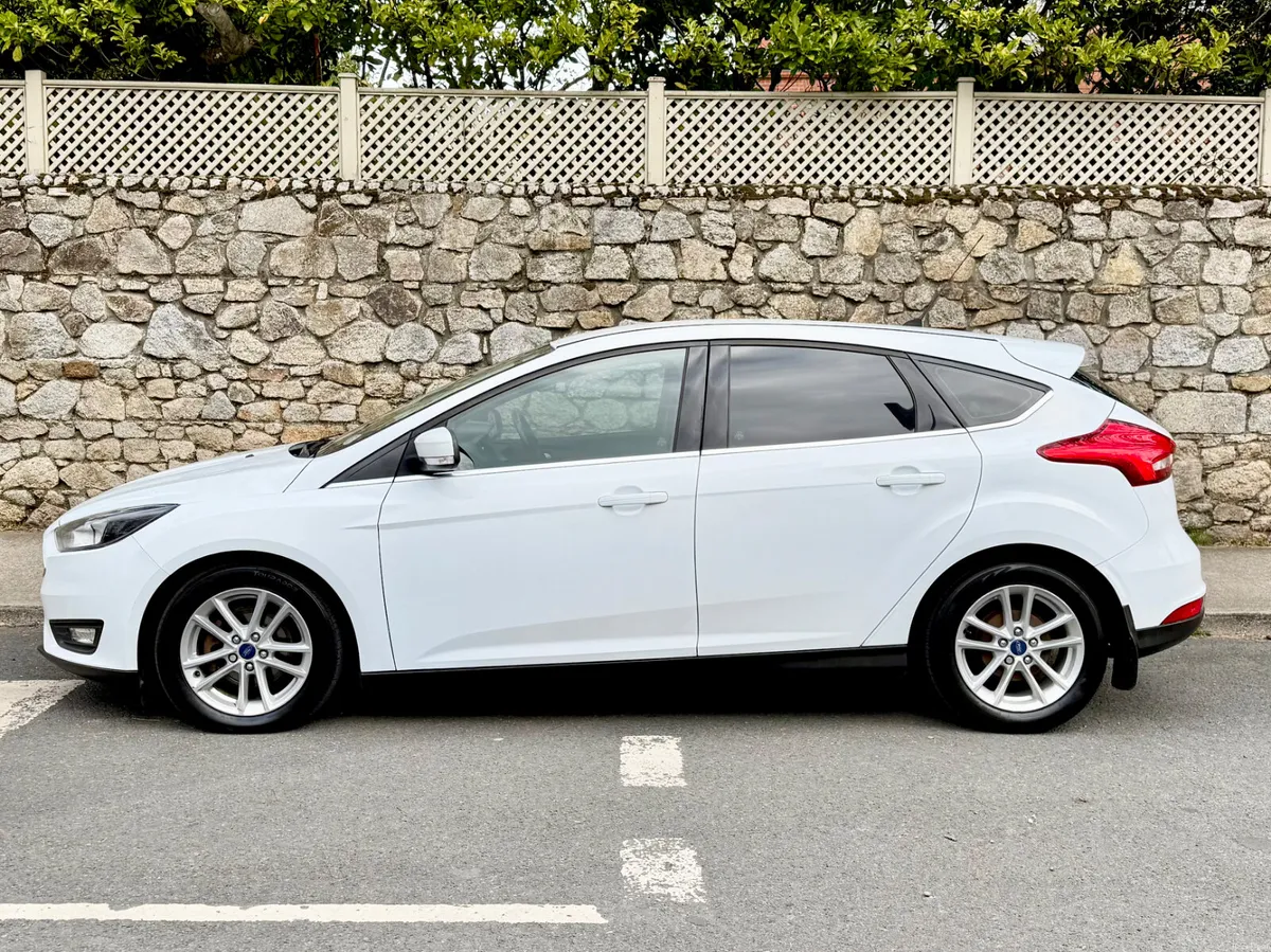 Ford Focus 2017!!! AUTO!! - Image 3