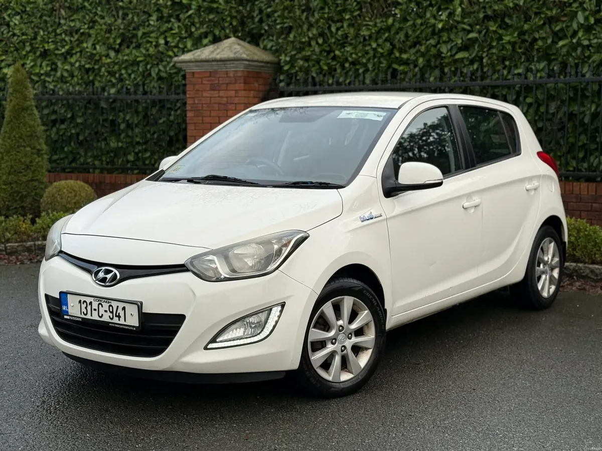 131 Hyundai i20 1.4 Petrol - Image 2