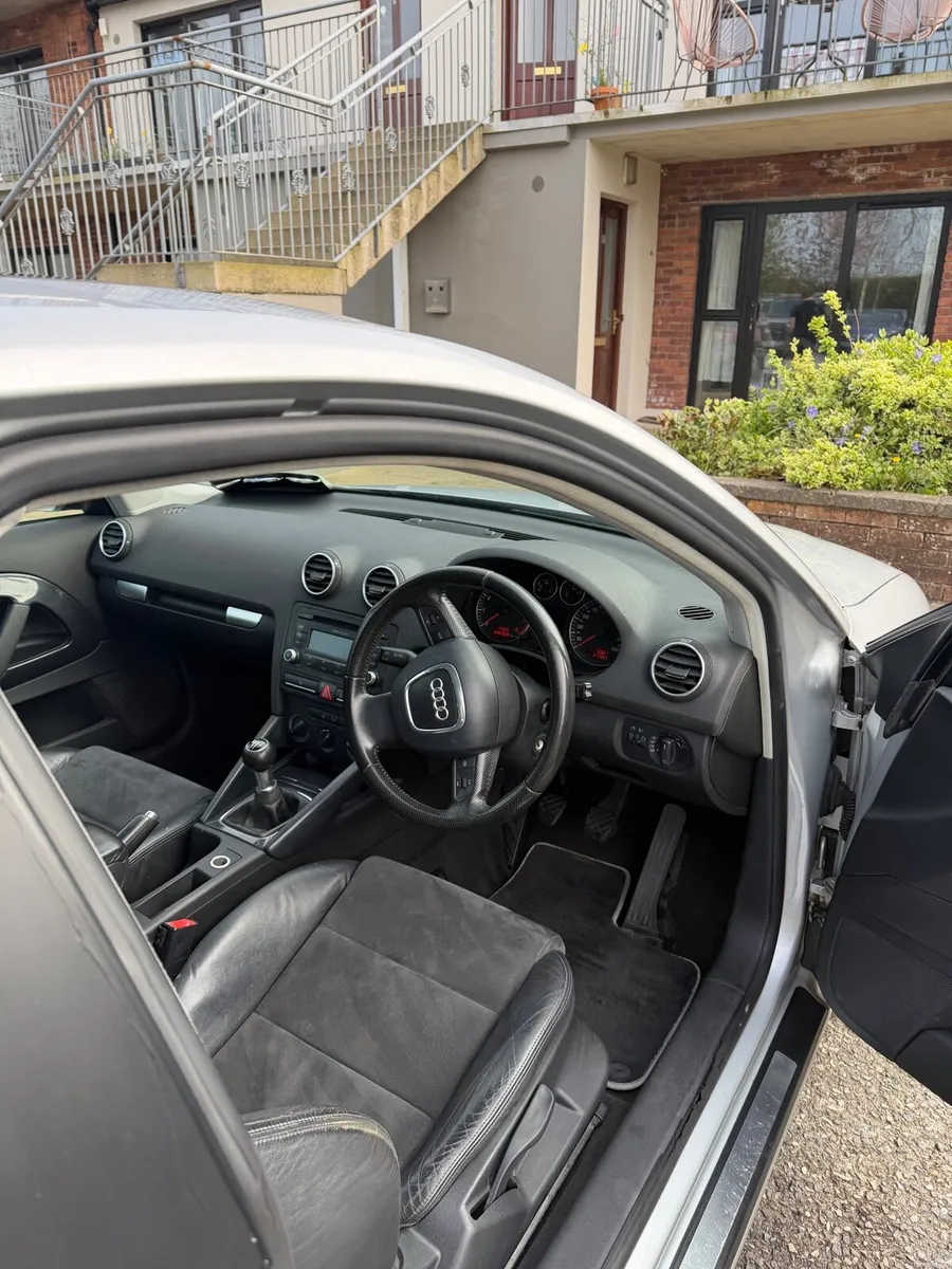 2009 Audi A3 1.6 Petrol – NCT 03/27 – Tax 04/26 - Image 3
