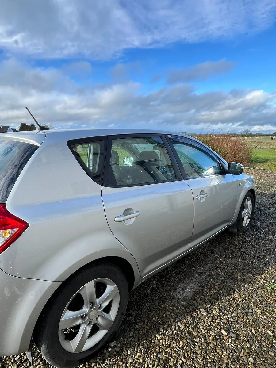 Kia Ceed - Image 3