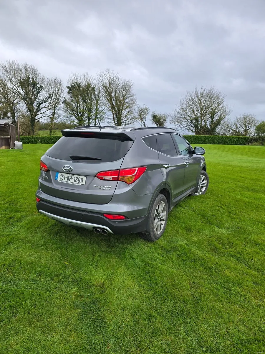 Hyundai Santa Fe 2015 - Image 4