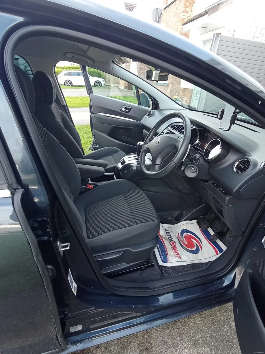 Peugeot 7 seater Automatic,New NCT - Image 2