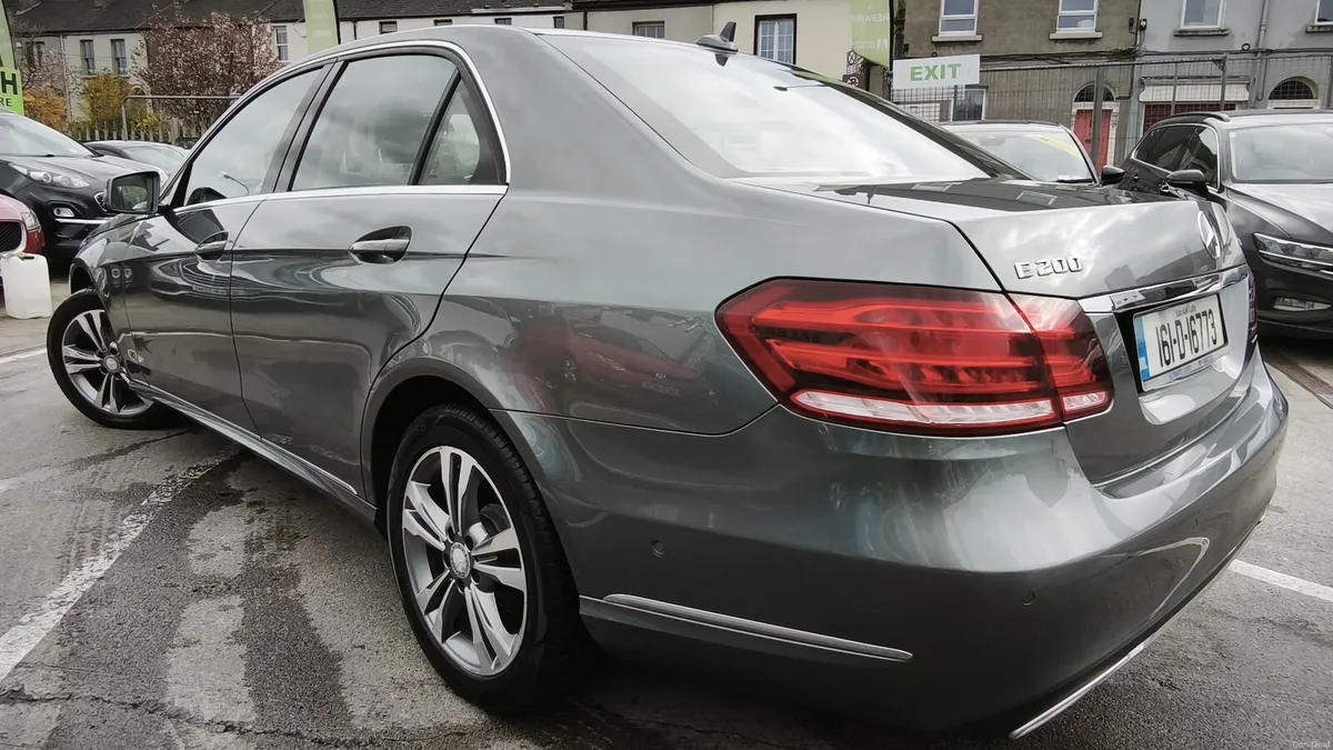 2016 Mercedes E-Class 1 Year Warranty AA Approved - Image 4