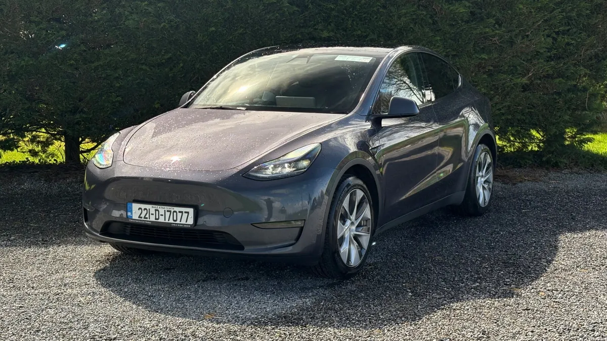 Tesla Model Y 2022 - Image 1