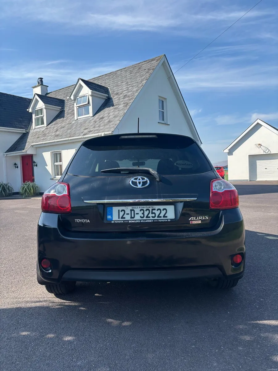 2012 Toyota Auris (Luna sport ) - Image 4
