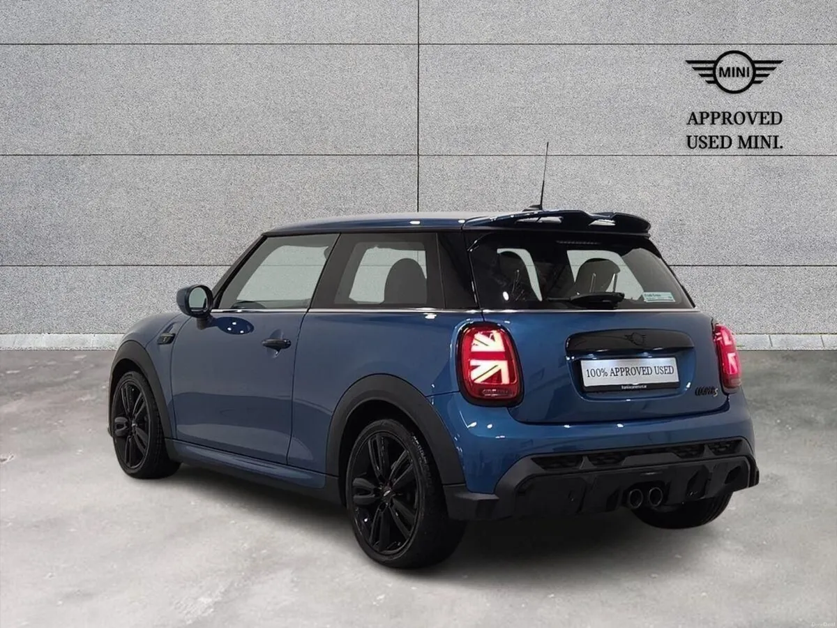Mini Cooper 3-Door Cooper S Sport - Image 2