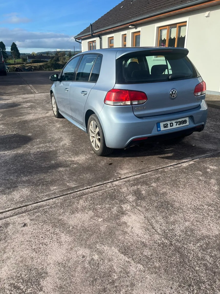 2012 Volkswagen Golf 1.6L R-Line - Image 4