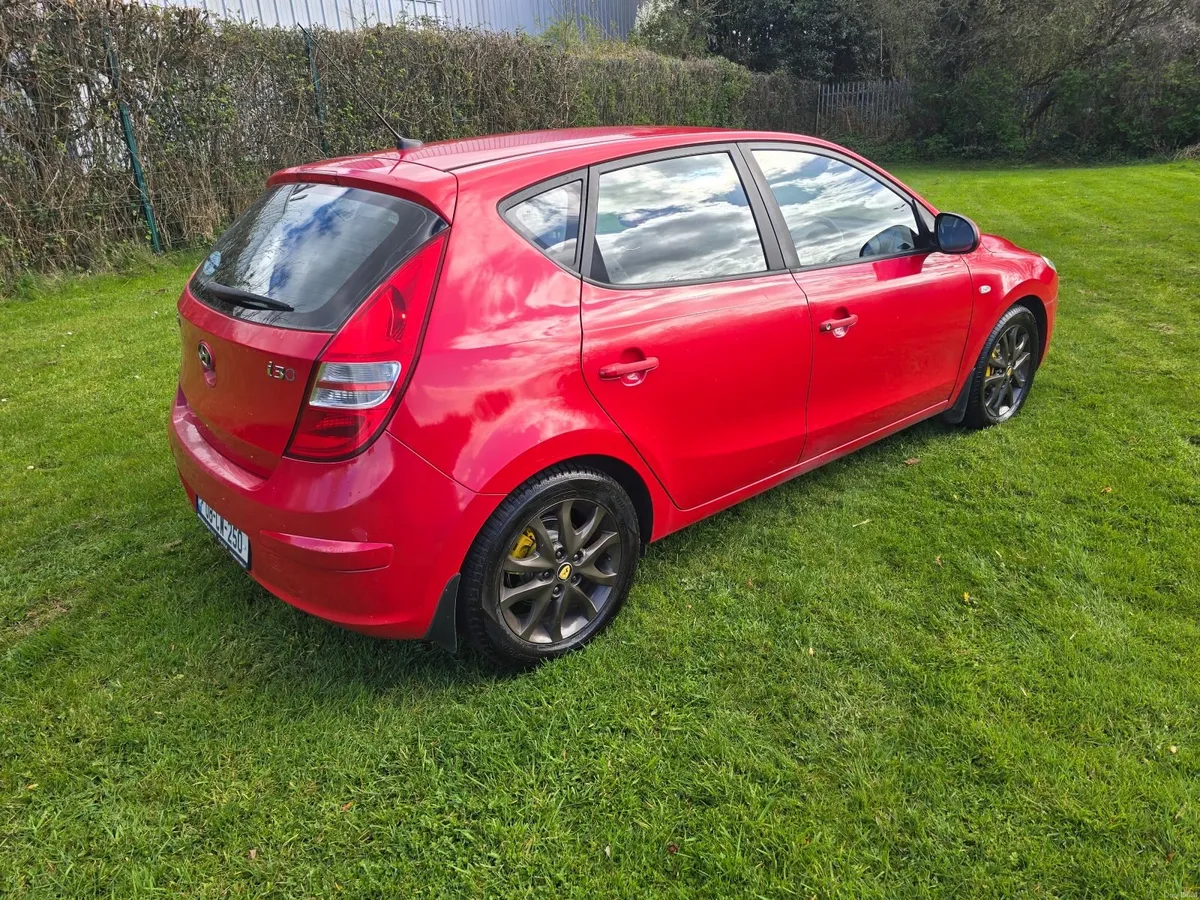 08 Hyundai i30 Deluxe 1.4p Nct:01/27 Tax:06/26 - Image 3