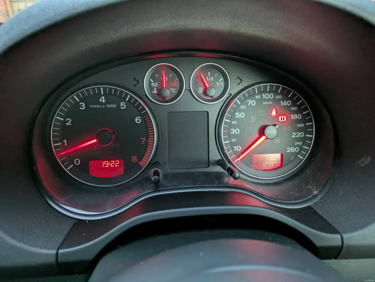 Audi A3.1.4 petrol. 127K Klm. Excellent condition - Image 3