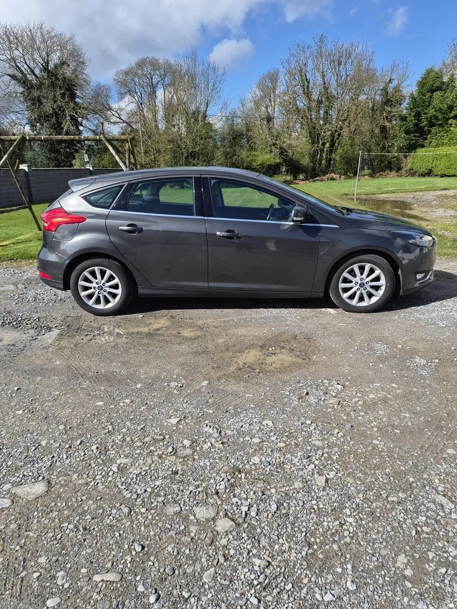 Ford Focus - Image 1