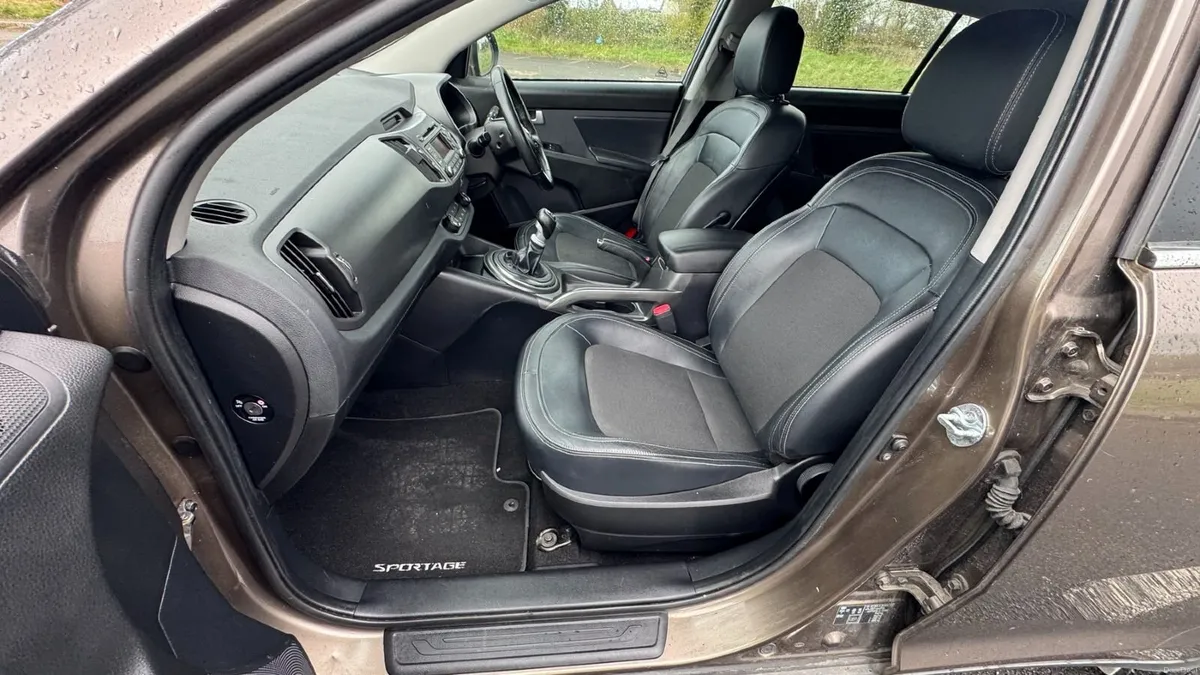 Kia Sportage 2012 - Image 3