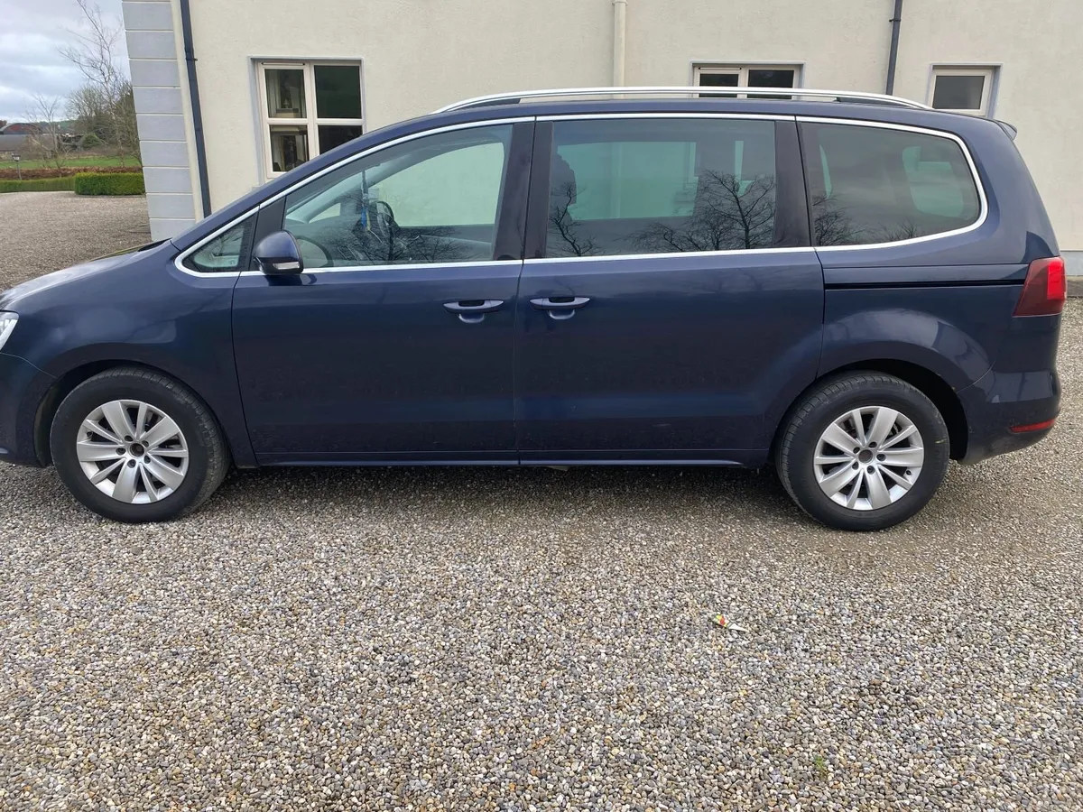 Volkswagen Sharan 2016 - Image 3