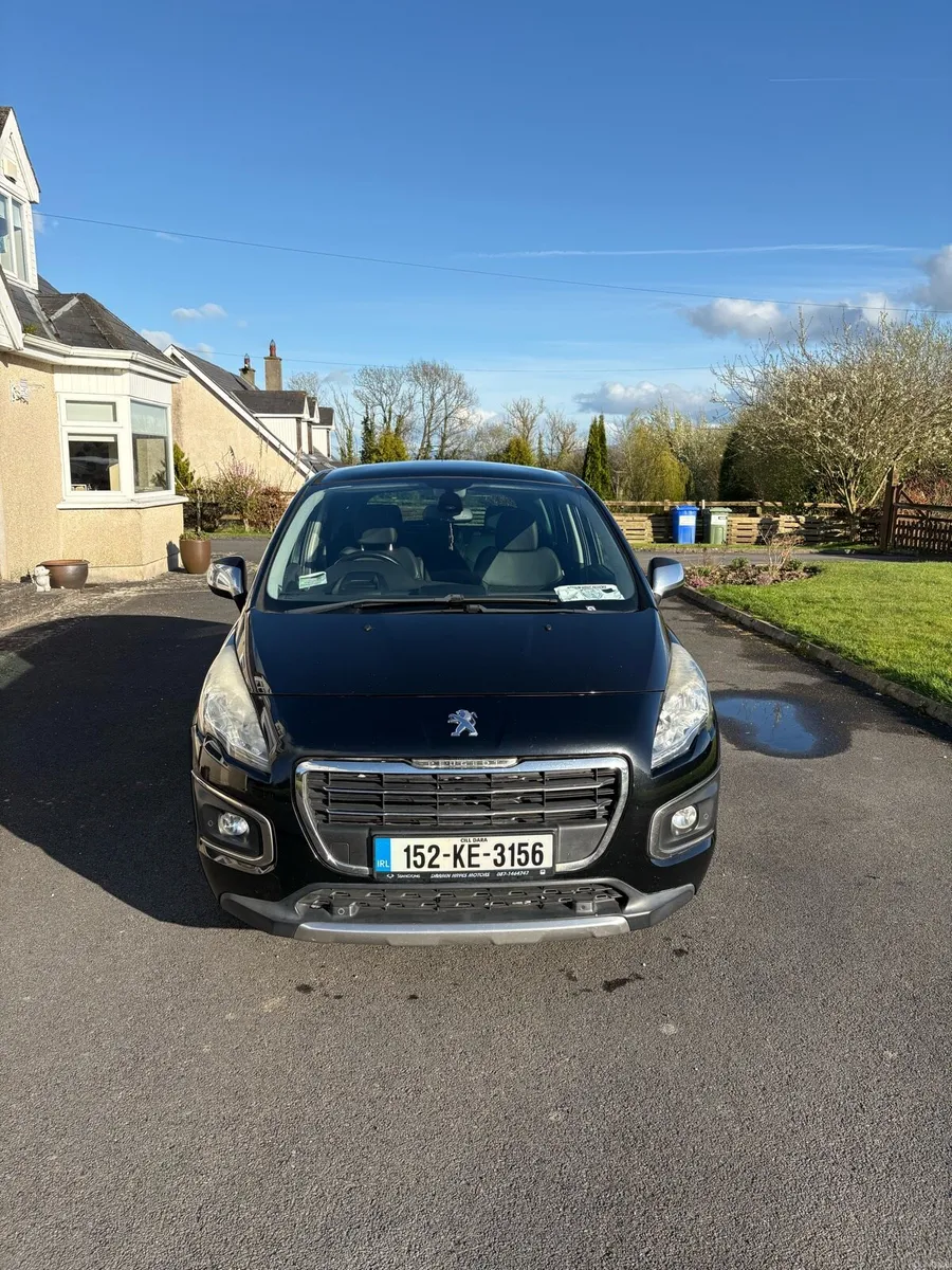Black Peugeot 3008 - Image 3