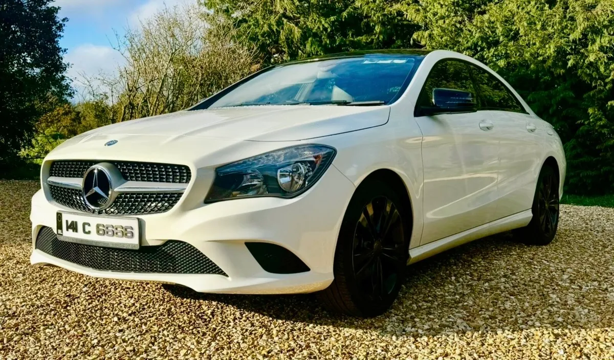 Mercedes CLA 180 URBAN 1.6 Petrol Manual - Image 1