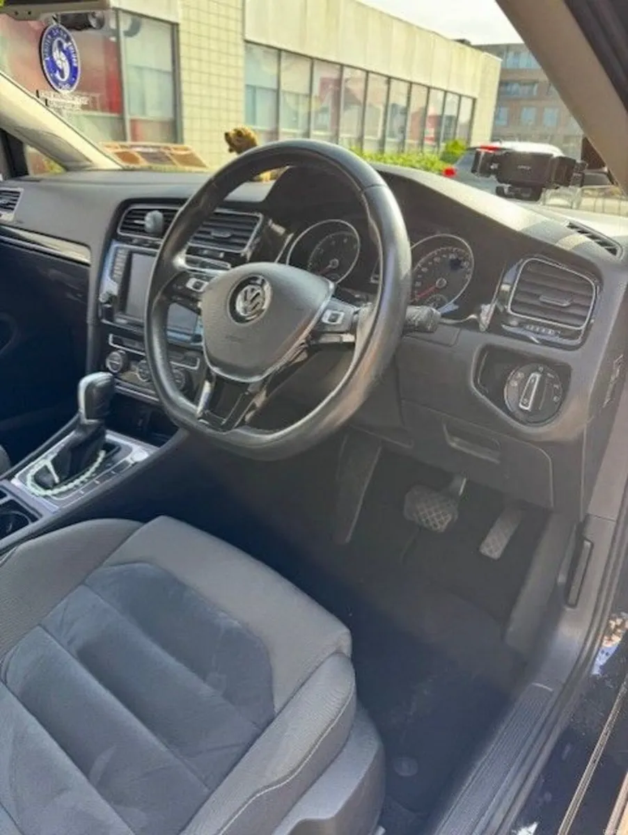 Volkswagen Golf 2014 - Image 2