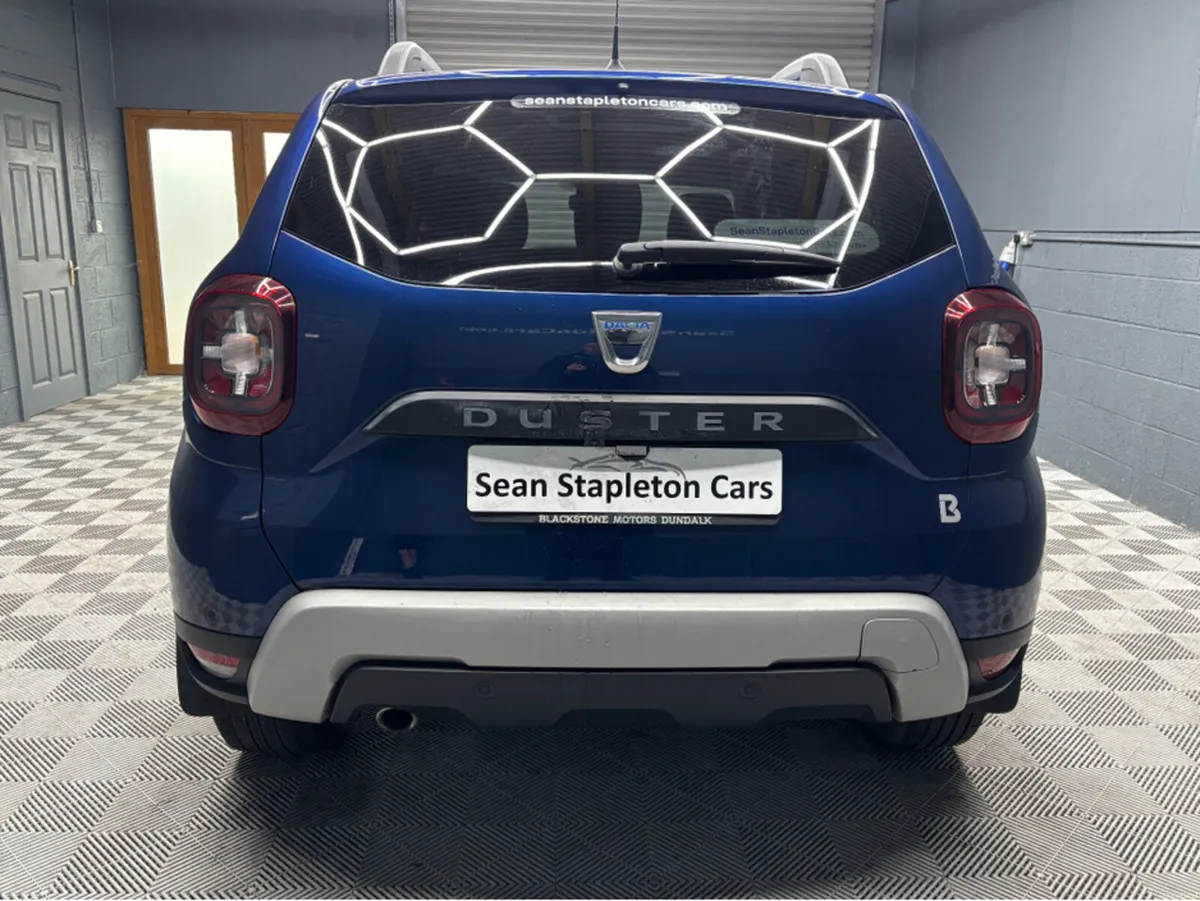 Dacia Duster COMFORT BLUE DCI 115 MY 4DR - Image 4
